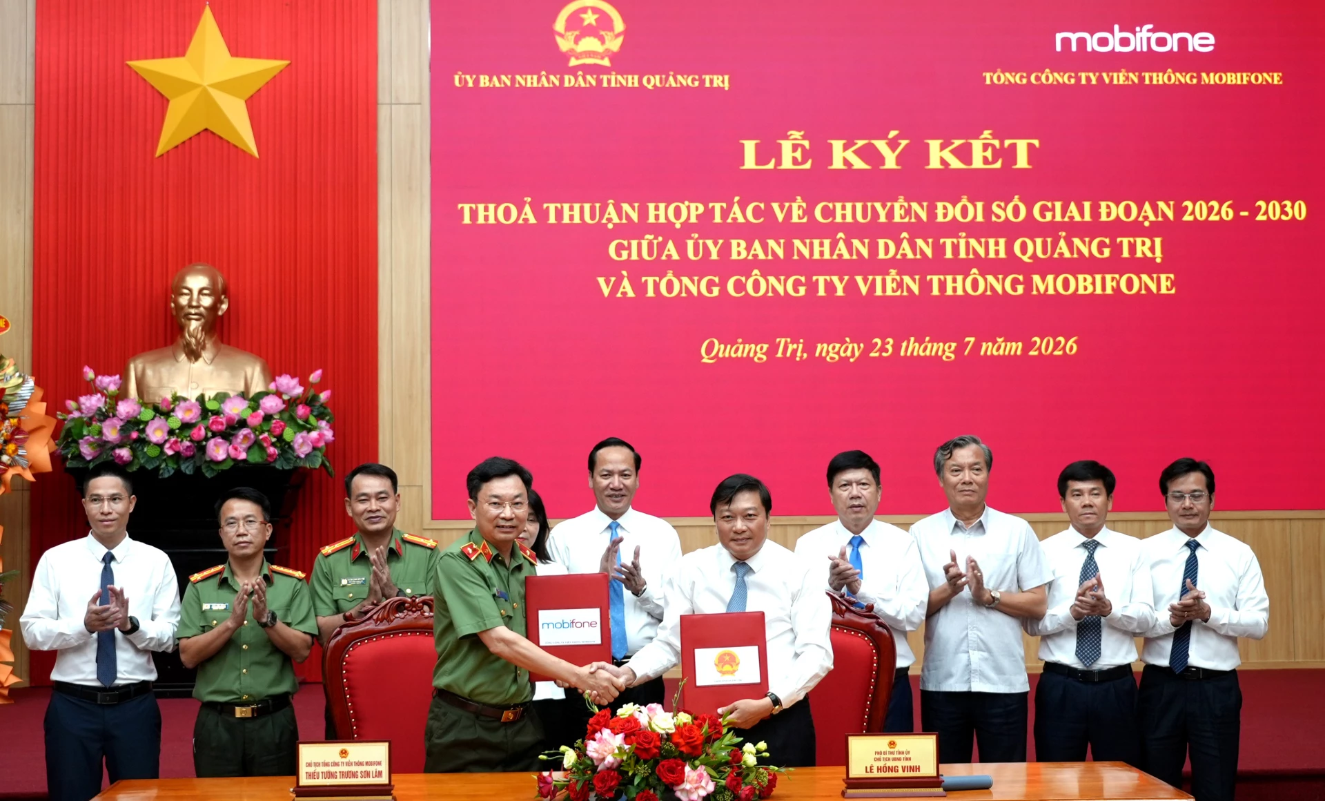Tỉnh Quảng Trị và Tổng công ty Viễn thông MobiFone ký kết thỏa thuận hợp tác về chuyển đổi số