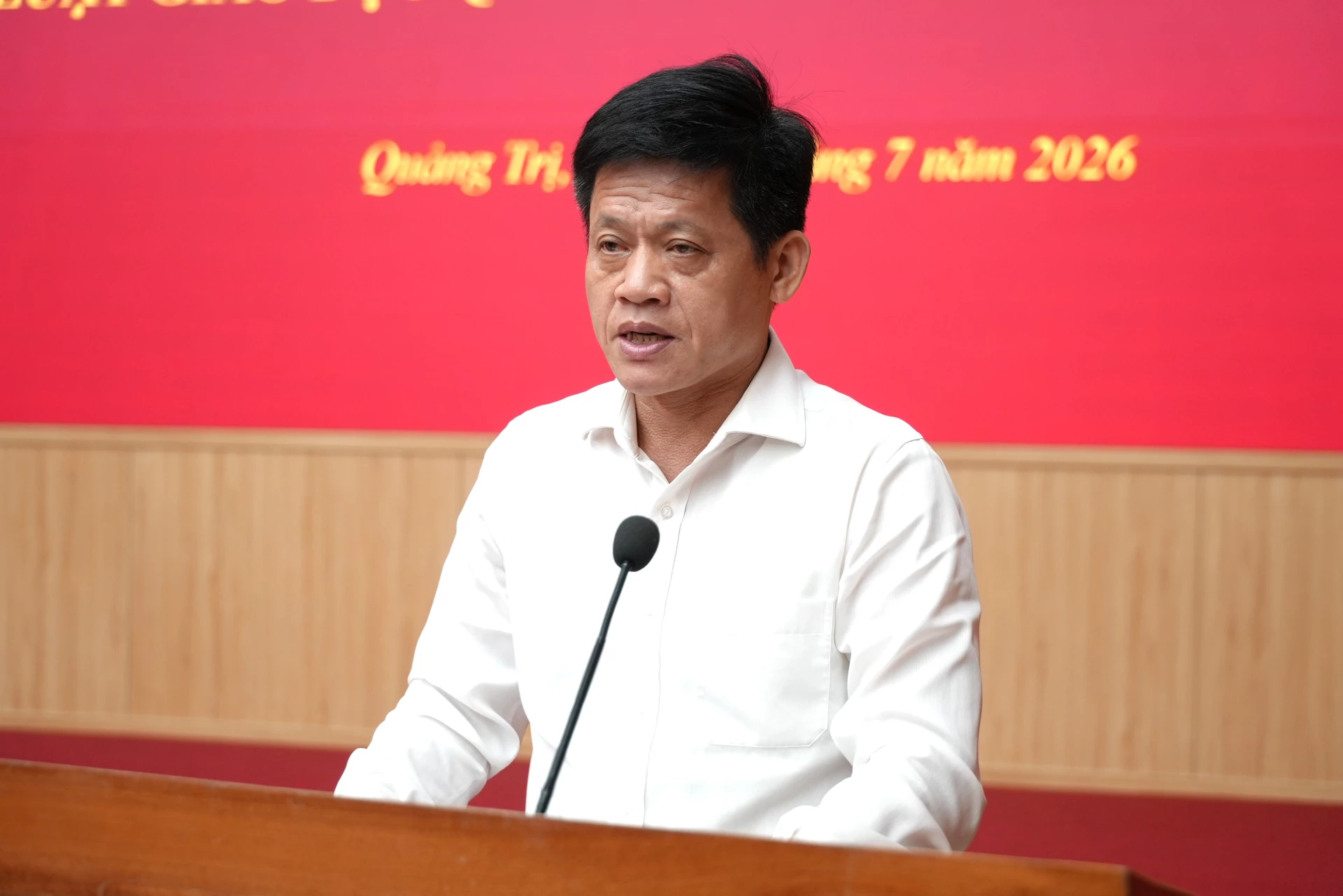 Đồng chí Lê Văn Bảo, Phó Chủ tịch UBND tỉnh phát biểu kết luận hội nghị - Ảnh: T.Đ