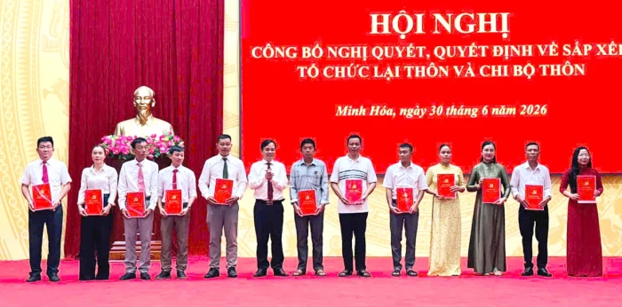 Nâng cao chất lượng cán bộ thôn, tổ dân phố