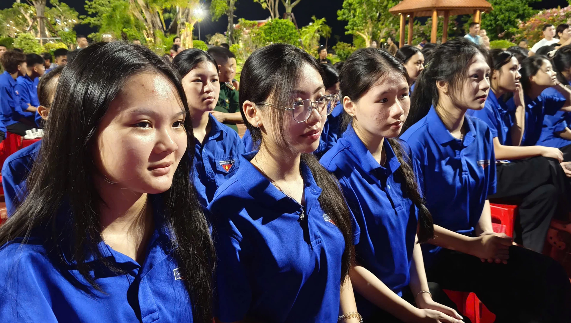 Các đoàn viên thanh niên tham dự chương trình - Ảnh: N.M