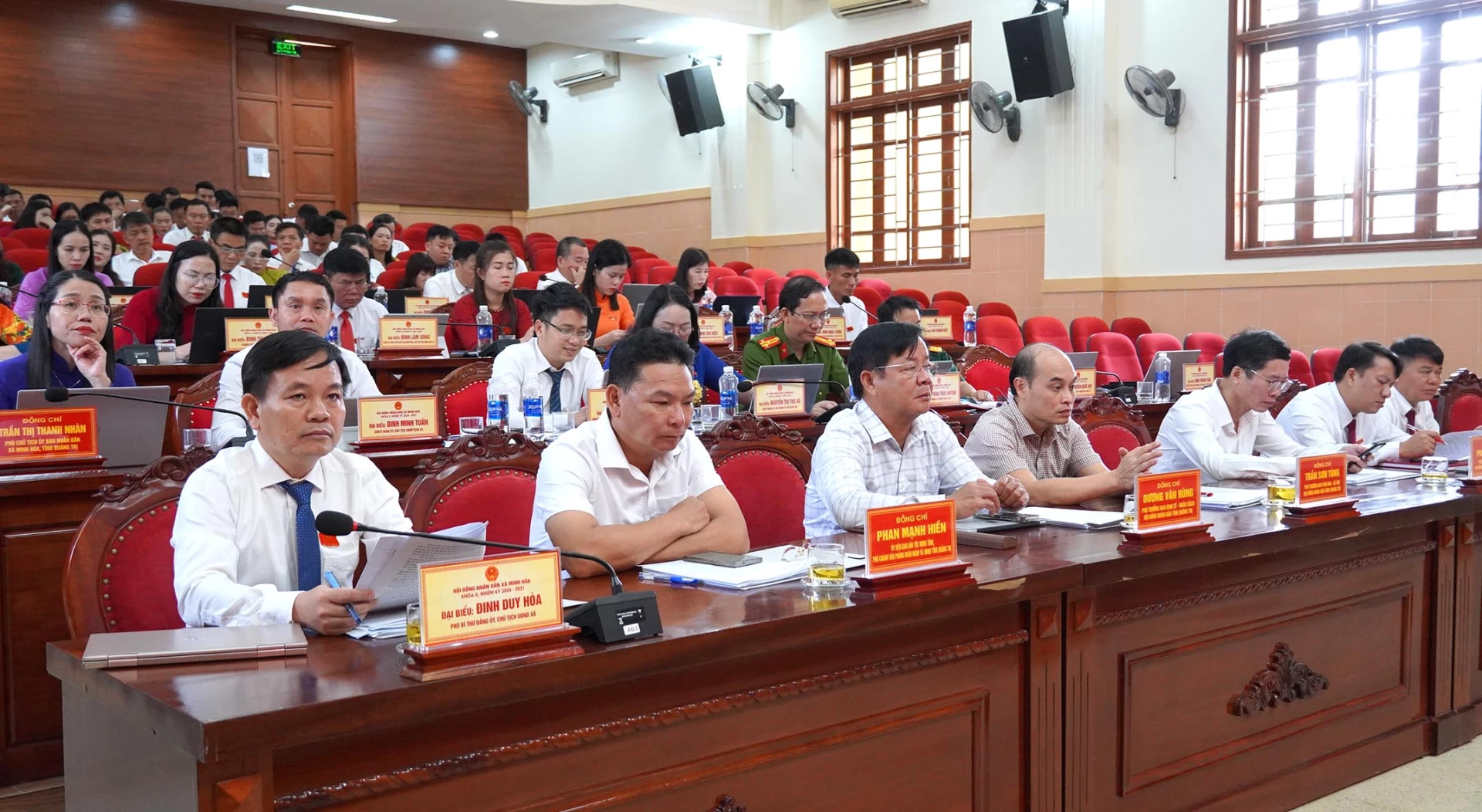 Đại biểu dự kỳ họp - Ảnh: C.H