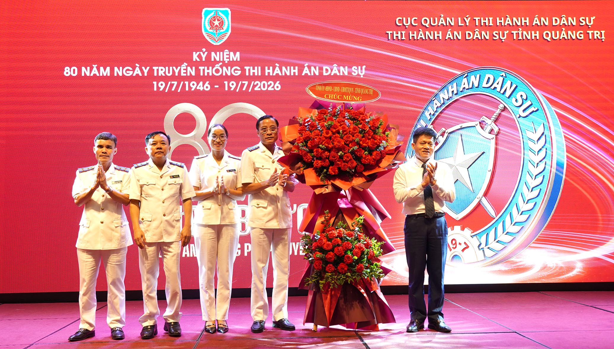 Đồng chí Phó Chủ tịch UBND tỉnh Lê Văn Bảo phát biểu tại buổi lễ - Ảnh: C.H