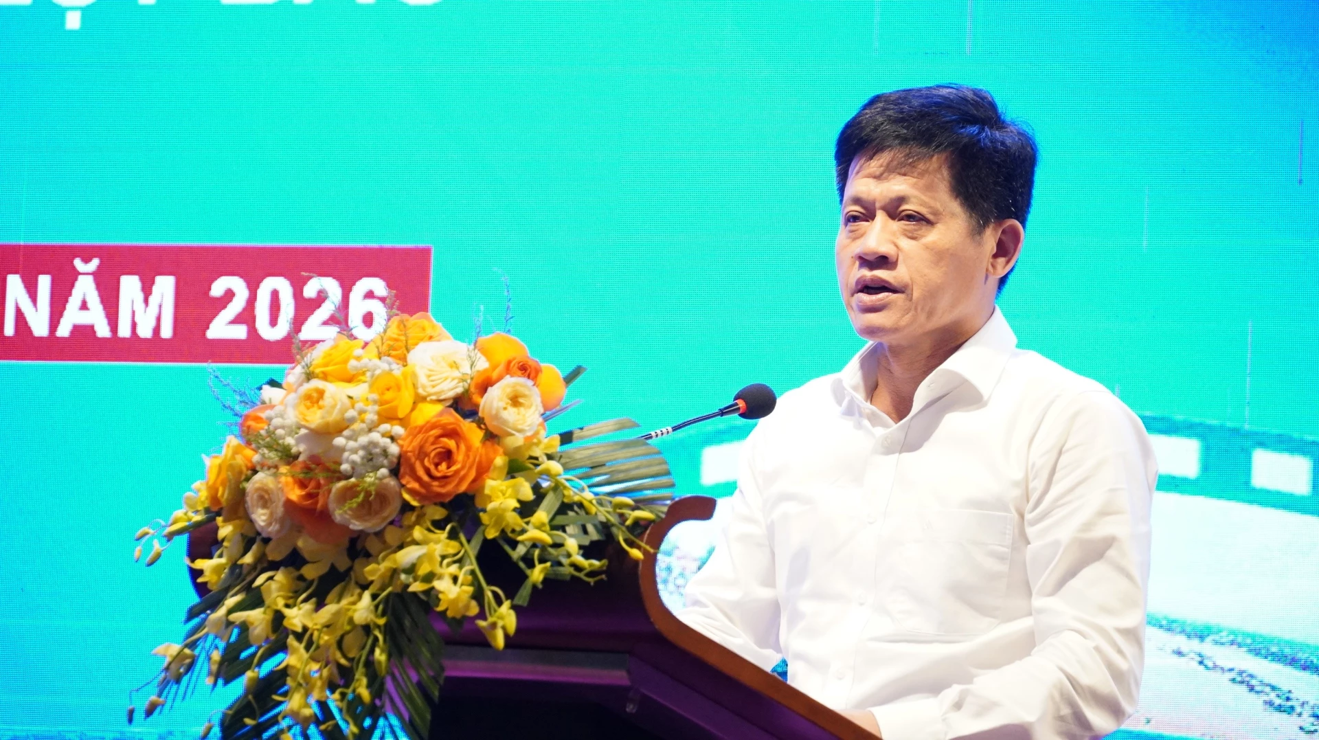 Đồng chí Lê Văn Bảo, Phó Chủ tịch UBND tỉnh Quảng Trị phát biểu tại hội nghị - Ảnh: Q.V