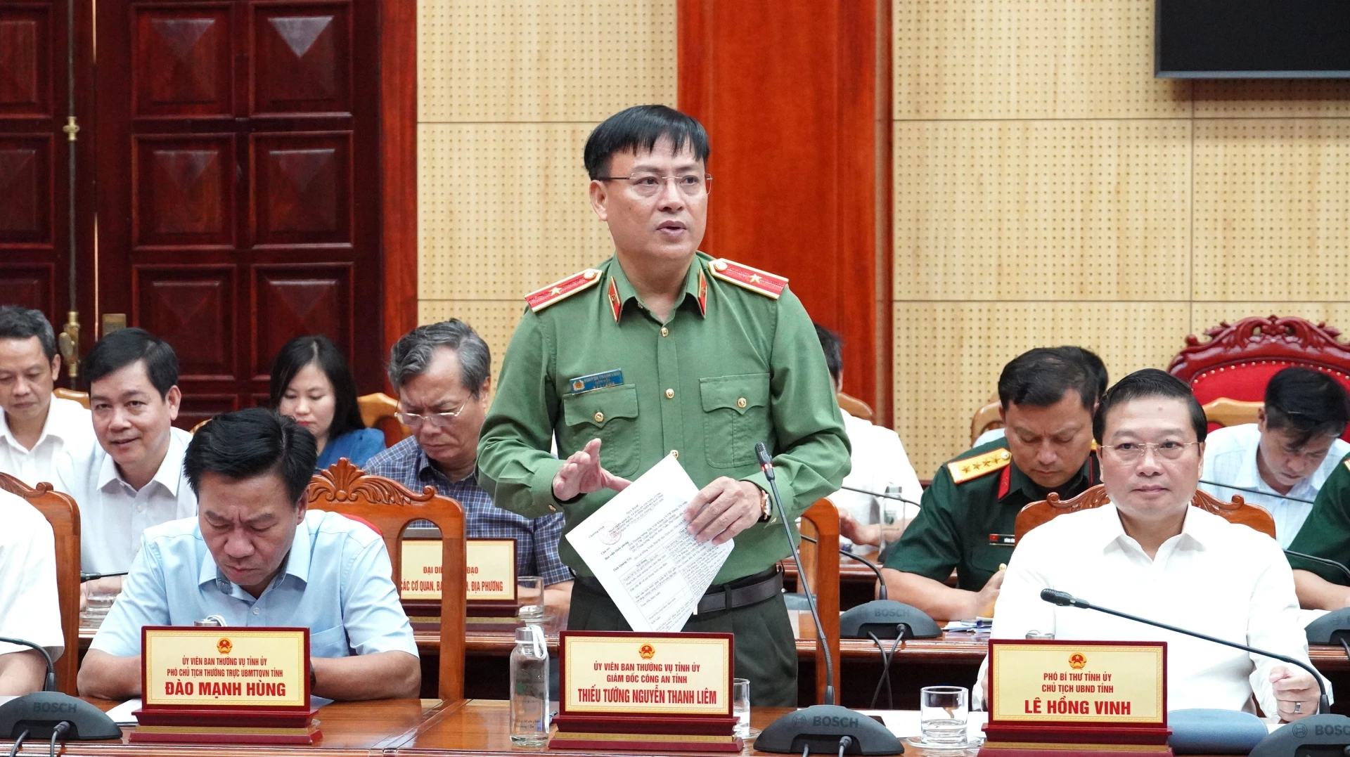 Thiếu tướng Nguyễn Thanh Liêm, Giám đốc Công an tỉnh phát biểu tại tọa đàm - Ảnh: Q.V