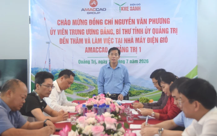 Đồng chí Bí thư Tỉnh ủy kiểm tra thực địa các dự án điện gió