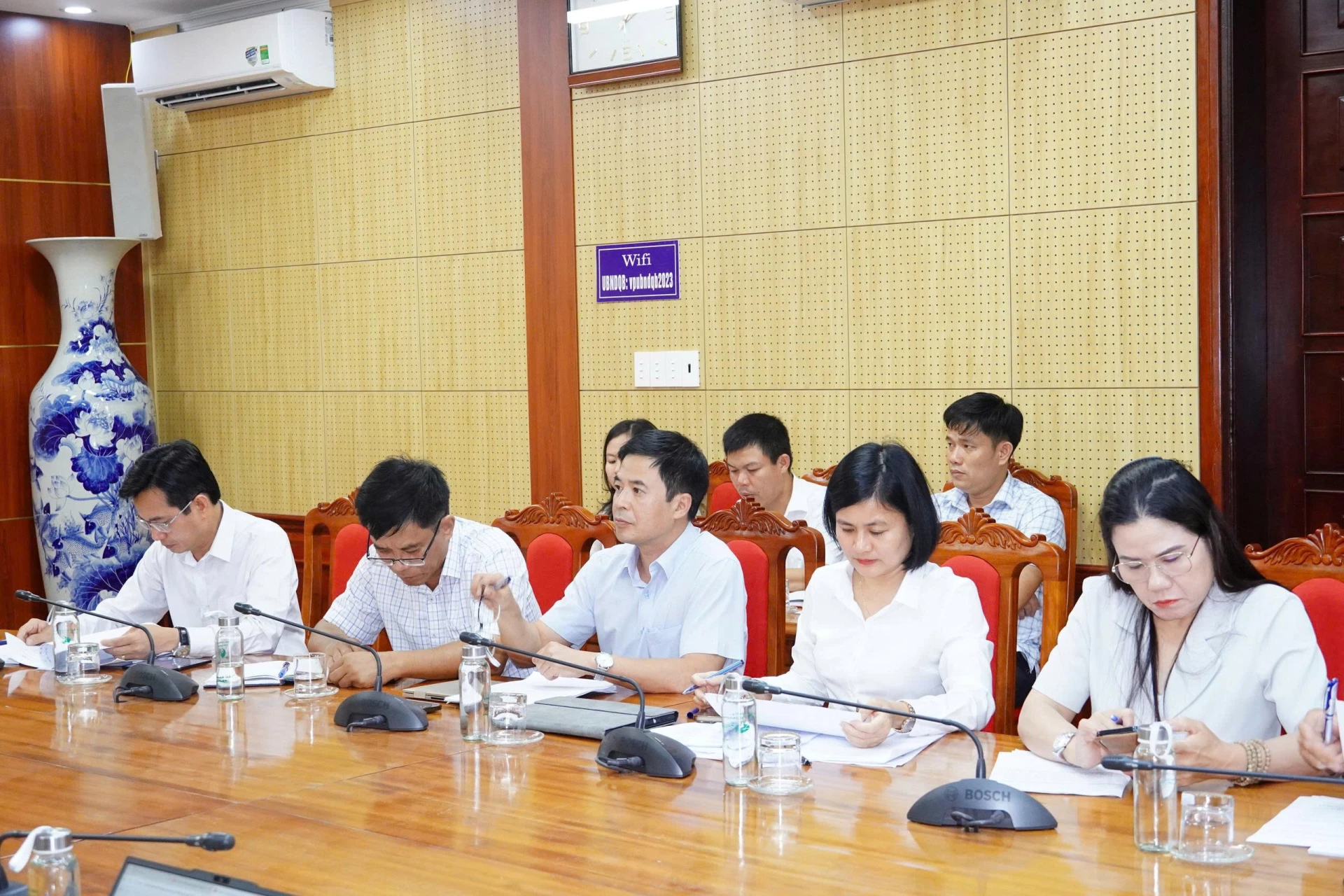 Các đại biểu tham dự cuộc họp - Ảnh: Đ.A