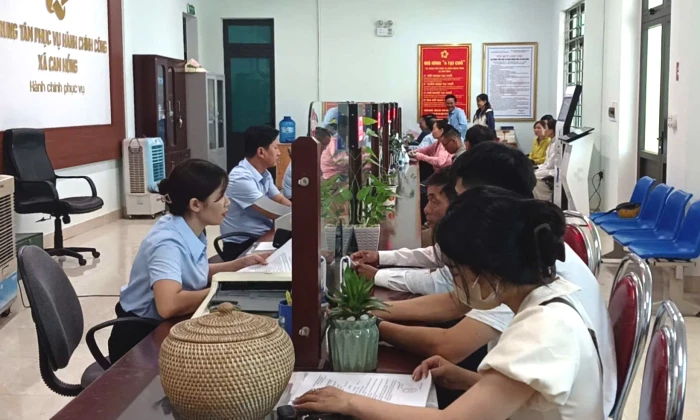 Gỡ khó nguồn nhân lực ở cơ sở