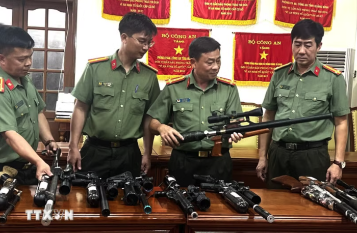 Triệt phá đường dây sản xuất, mua bán linh kiện súng quy mô lớn