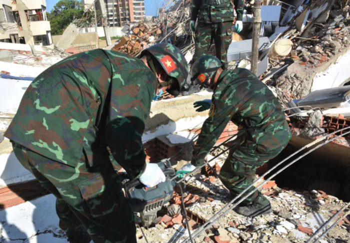 Đoàn Việt Nam tìm thấy 23 nạn nhân trong hoạt động cứu hộ động đất tại Venezuela