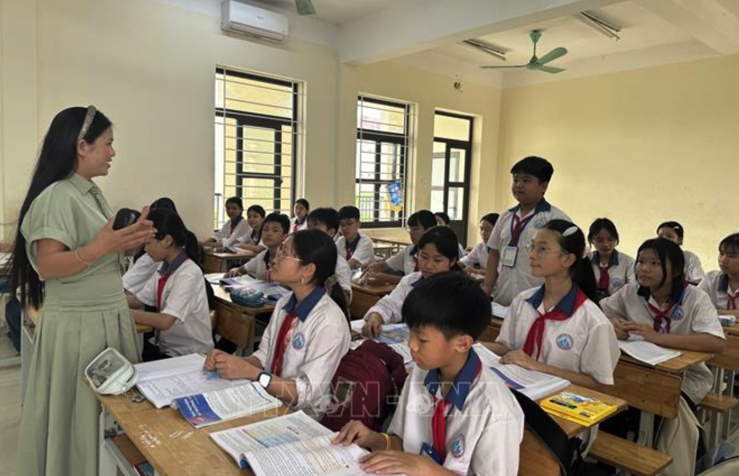 Các tiết học tại Trường THCS Tích Sơn, tỉnh Phú Thọ giúp học sinh tiếp cận bài học dễ dàng hơn. Ảnh minh họa: Nguyễn Thảo/TTXVN