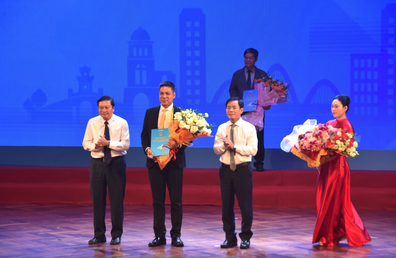 Hội nghị công bố Quyết định điều chỉnh Quy hoạch và Xúc tiến đầu tư tỉnh Quảng Trị