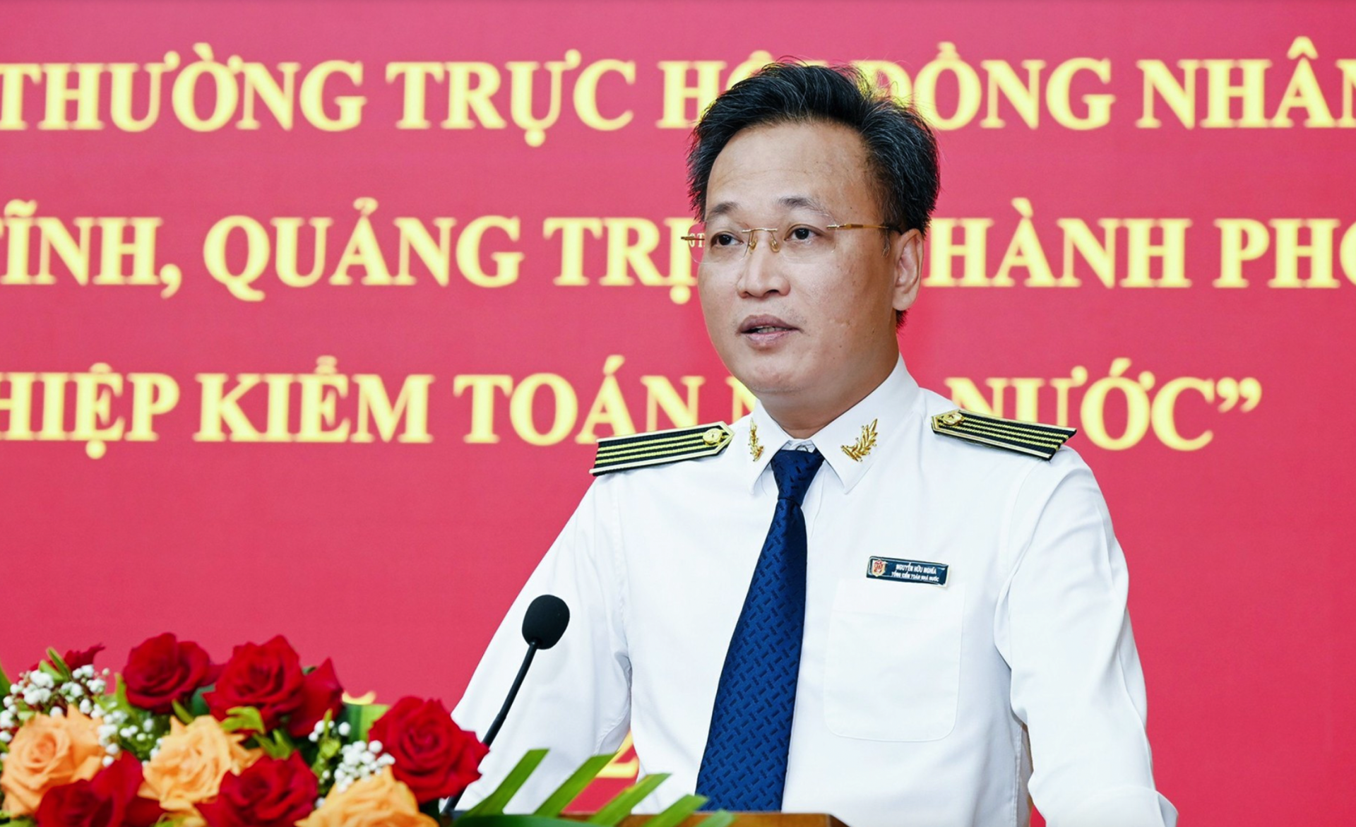Đồng chí Nguyễn Hữu Nghĩa, Tổng Kiểm toán Nhà nước phát biểu tại hội nghị - Ảnh: X.P