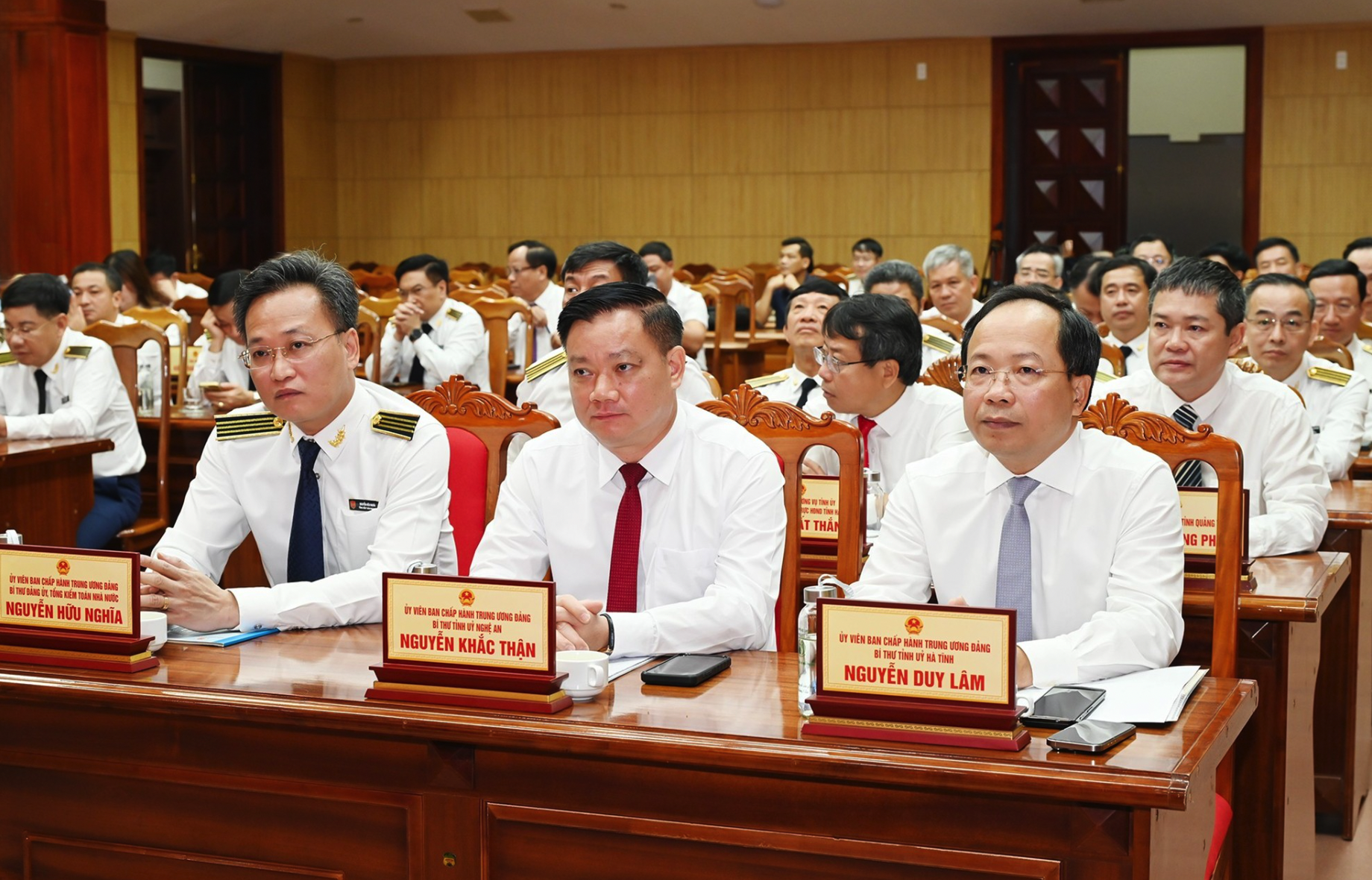 Các đại biểu tham dự hội nghị - Ảnh: X.P