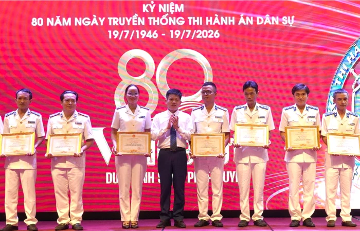 Kỷ niệm 80 năm Ngày truyền thống Thi hành án dân sự Việt Nam 