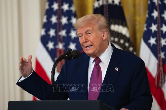Tổng thống Mỹ Donald Trump tiết lộ thời điểm ngừng tấn công Iran