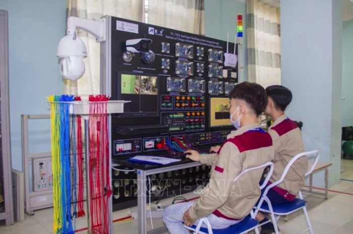 Đề xuất tăng mức trợ cấp cho người học đại học, giáo dục nghề nghiệp theo mức lương cơ sở