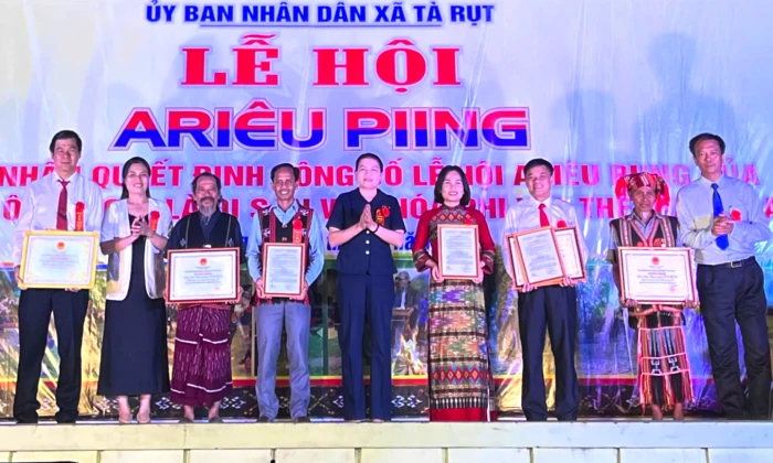 Xã Tà Rụt tổ chức Lễ hội ARiêu Piing của người Pa Kô