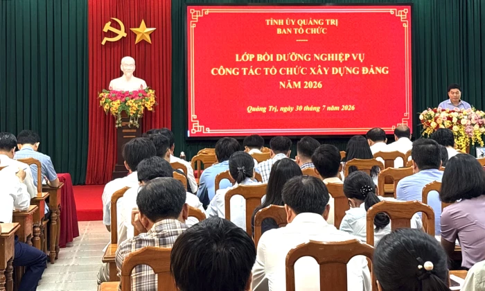 Khai giảng lớp bồi dưỡng nghiệp vụ công tác tổ chức xây dựng Đảng năm 2026