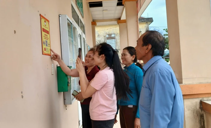 Cầu nối giữa ý Đảng, lòng dân