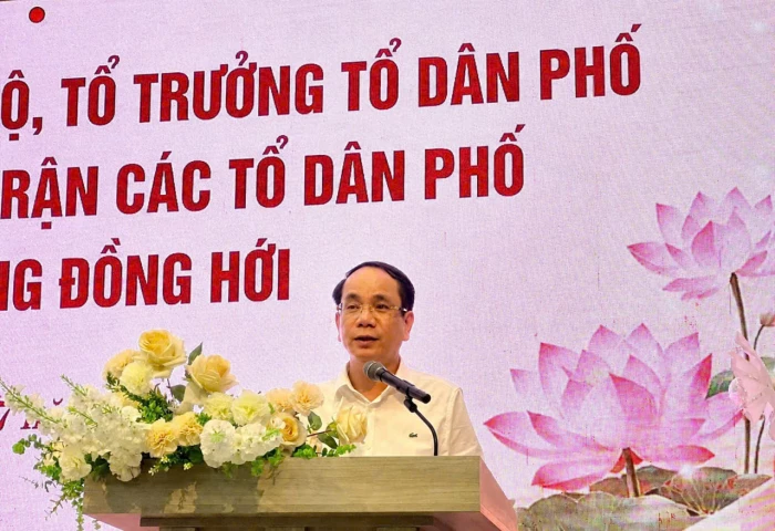 Đồng Hới: Tri ân đội ngũ cốt cán tổ dân phố nghỉ công tác sau sắp xếp