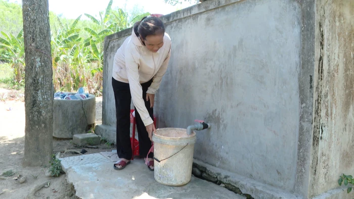 Mòn mỏi chờ nước sạch