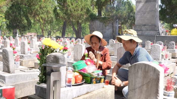 Tháng 7 về nguồn
