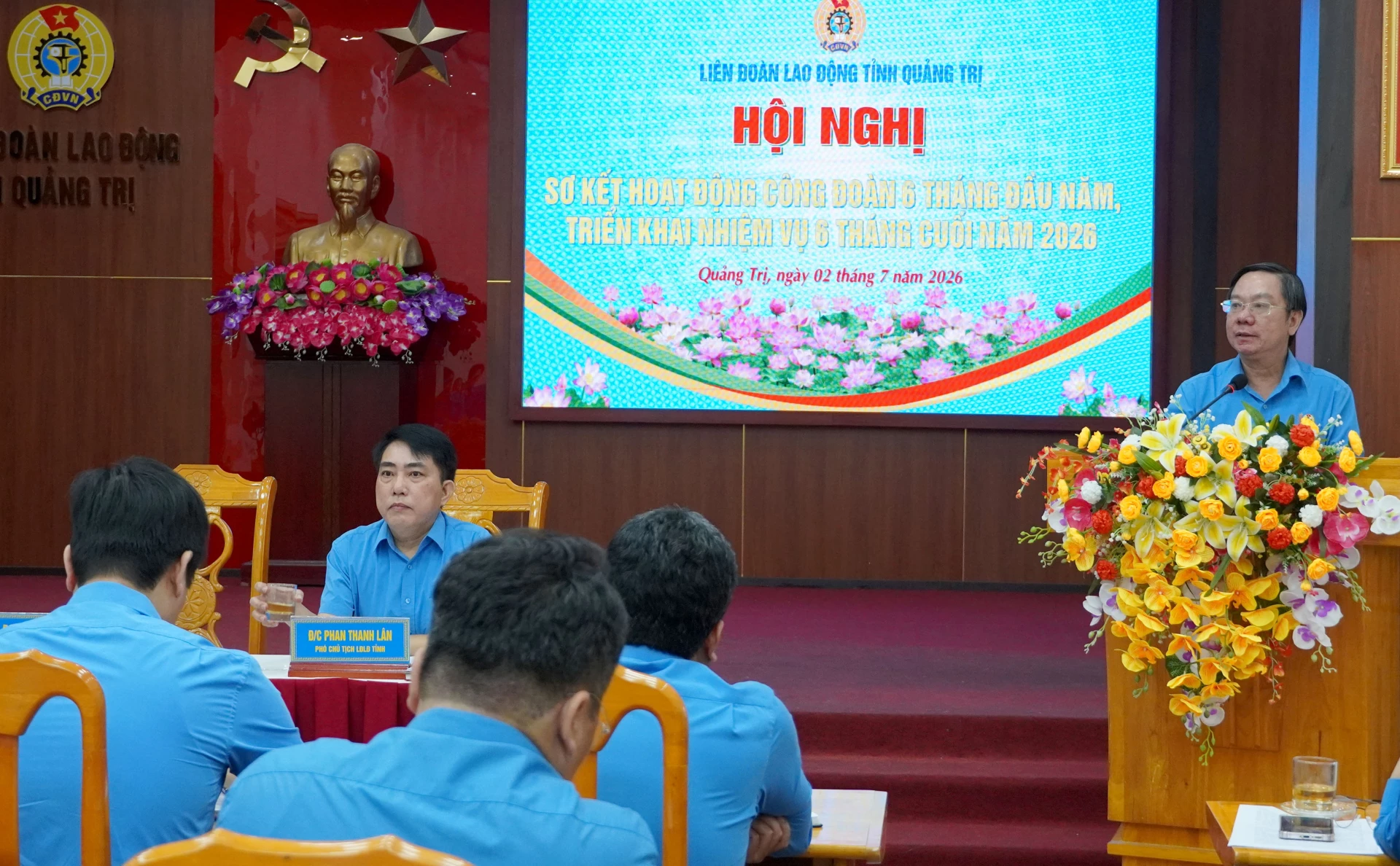 Đồng chí Phó Chủ tịch Ủy ban MTTQVN tỉnh, Chủ tịch LĐLD tỉnh Nguyễn Thế Lập kết luận hội nghị - Ảnh: H.Tr.