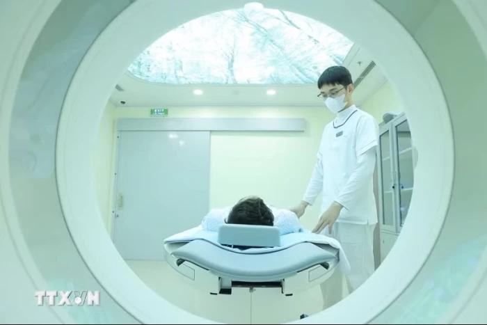 Đề xuất bảo hiểm y tế mở rộng chi trả chụp PET/CT, xét nghiệm một số loại ung thư