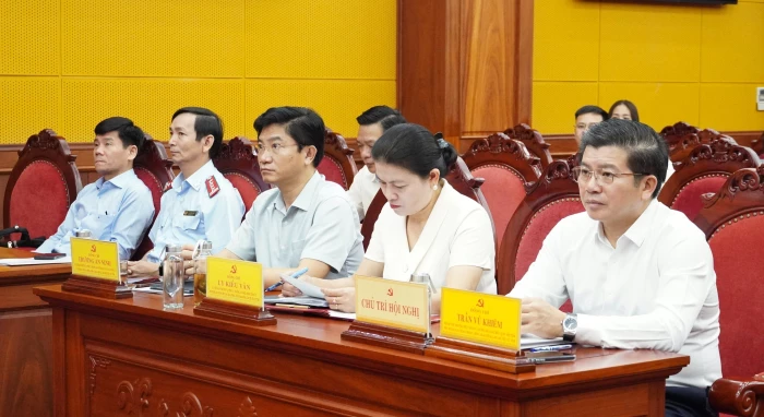 Đẩy mạnh hơn nữa công tác nội chính, phòng, chống tham nhũng, lãng phí, tiêu cực