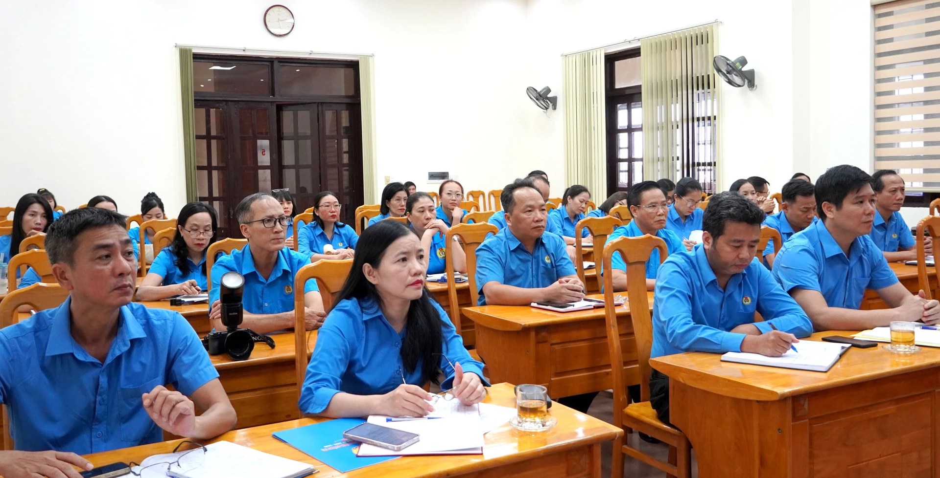 Các đại biểu tham dự hội nghị - Ảnh: H.Tr.