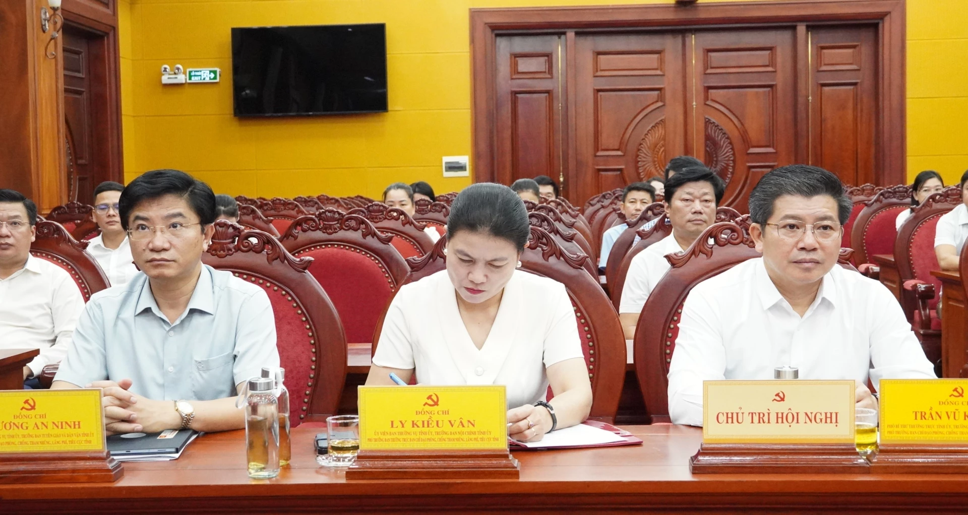 Đại biểu tham dự hội nghị tại điểm cầu Tỉnh ủy Quảng Trị - Ảnh: Q.V