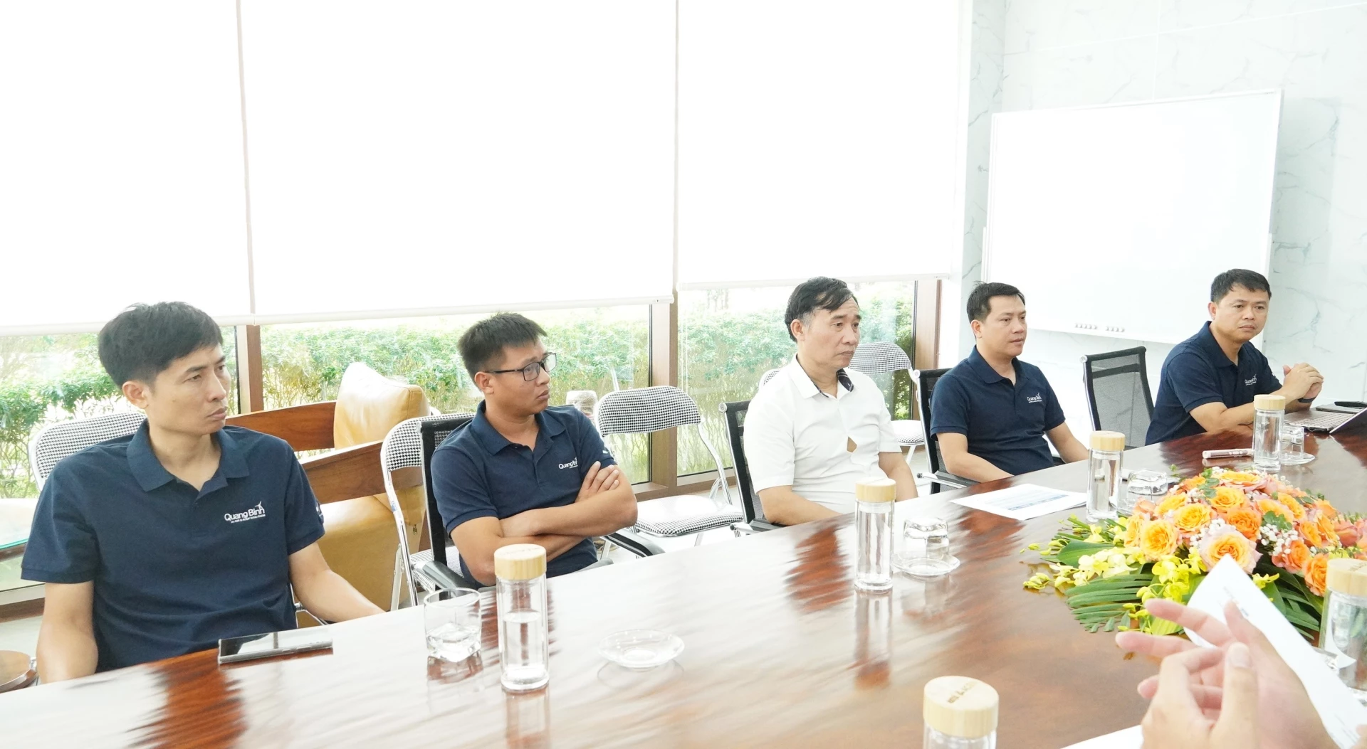 Đại biểu tham dự buổi làm việc - Ảnh: Q.V
