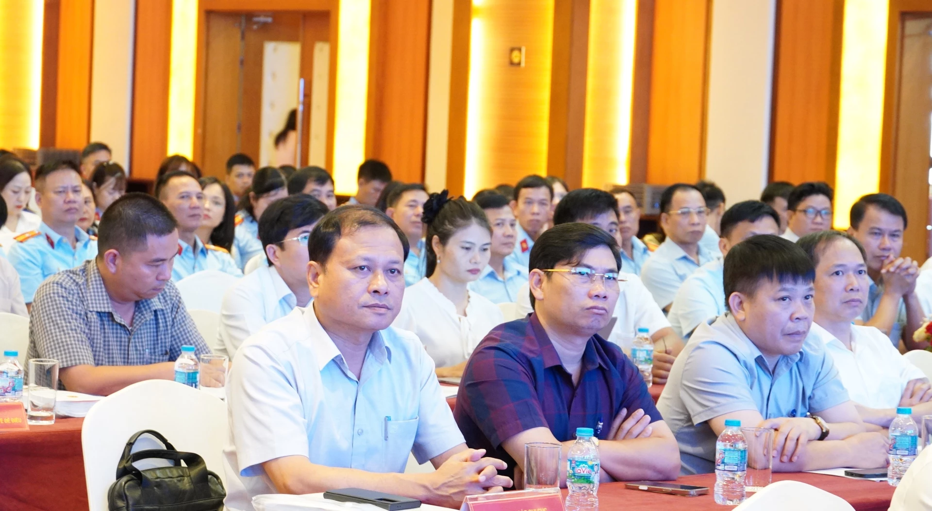 Đại biểu tham dự hội nghị - Ảnh: Q.V