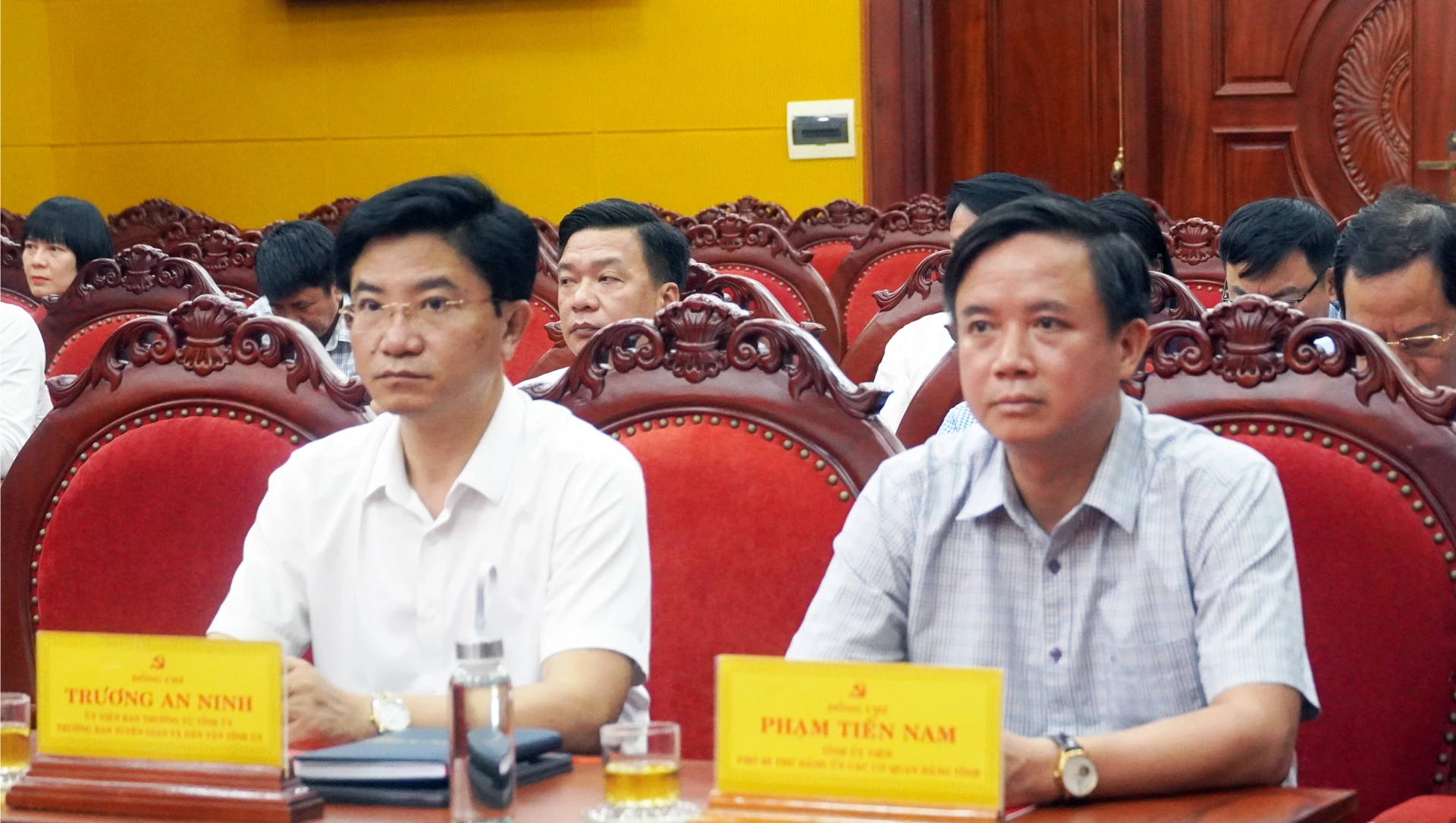 Đại biểu dự hội nghị - Ảnh: N.M