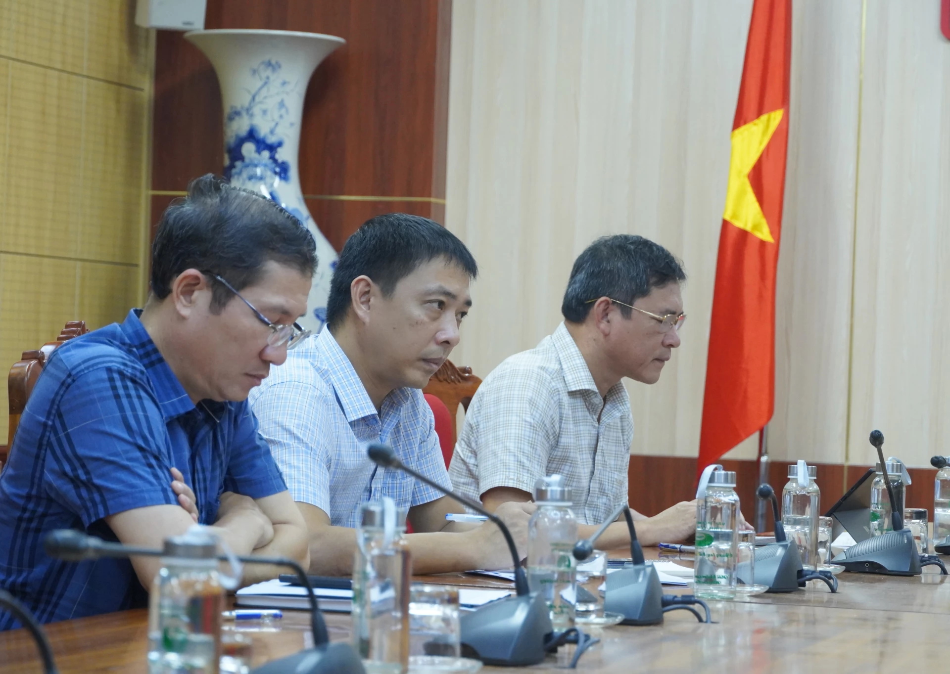 Các đại biểu dự họp tại điểm cầu Quảng Trị - Ảnh: HL
