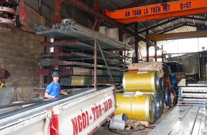 Thúc đẩy phát triển công nghiệp-tiểu thủ công nghiệp