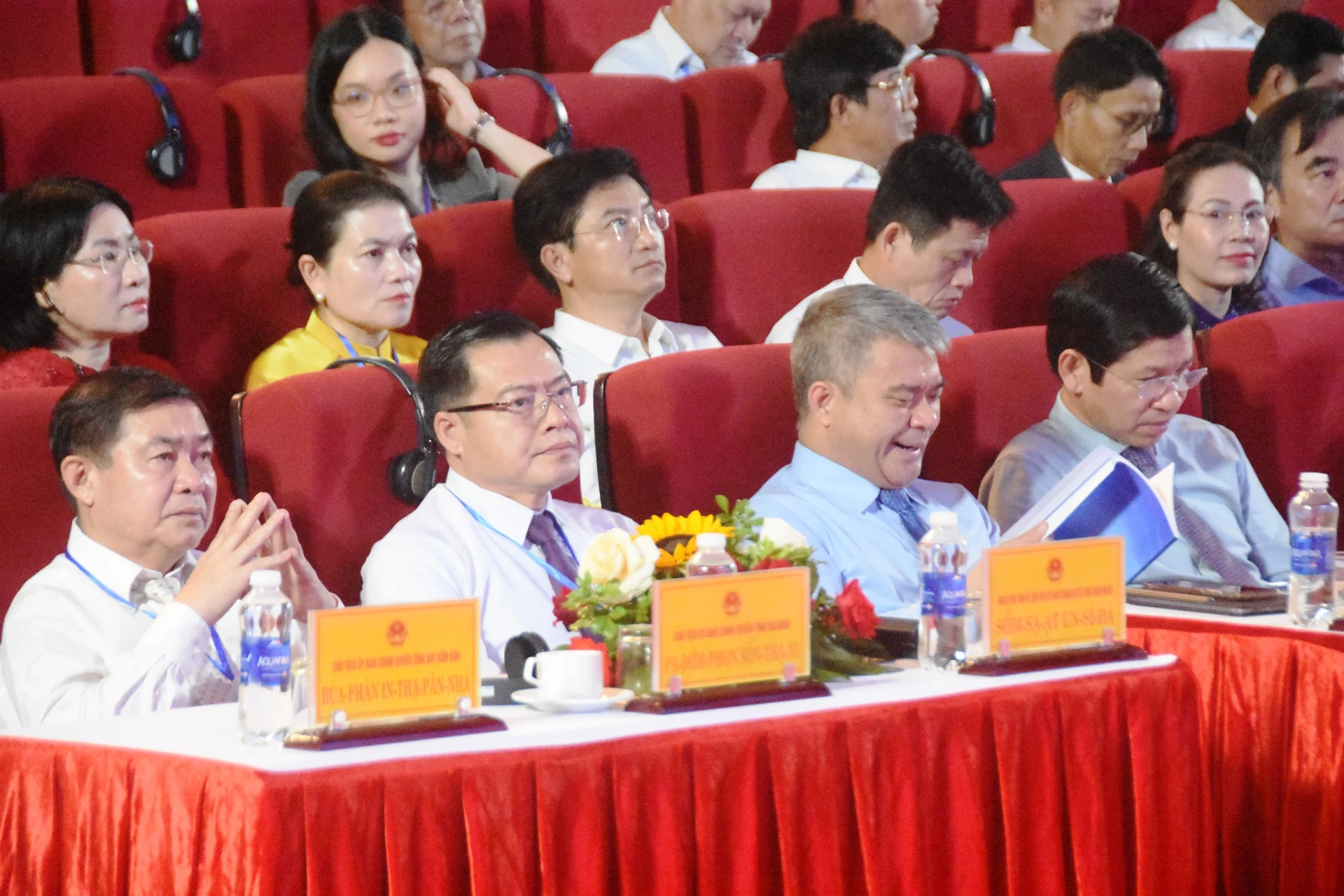 Các đại biểu tham dự hội nghị - Ảnh: Đ.V