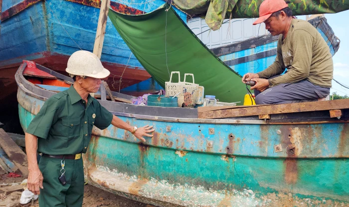 Vững vàng trước biển