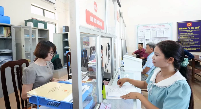 Nỗ lực vì Nhân dân phục vụ