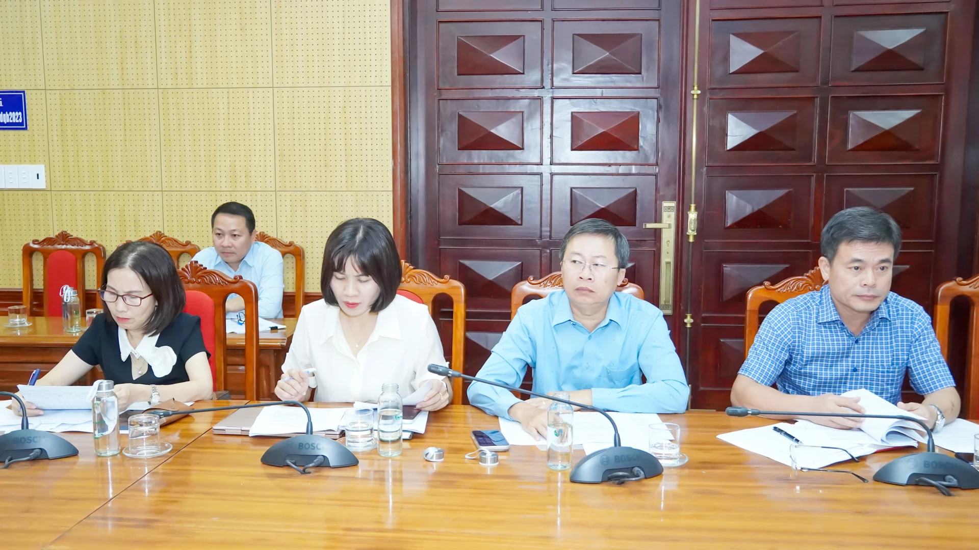 Đại biểu tham dự buổi làm việc - Ảnh: N.H