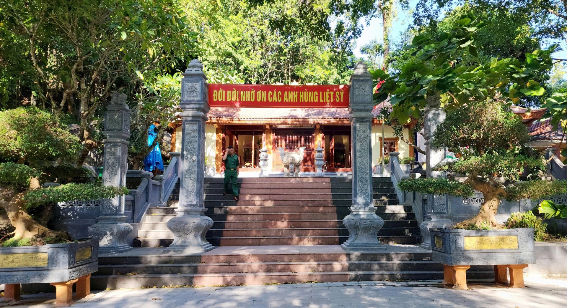 Ảnh lớn