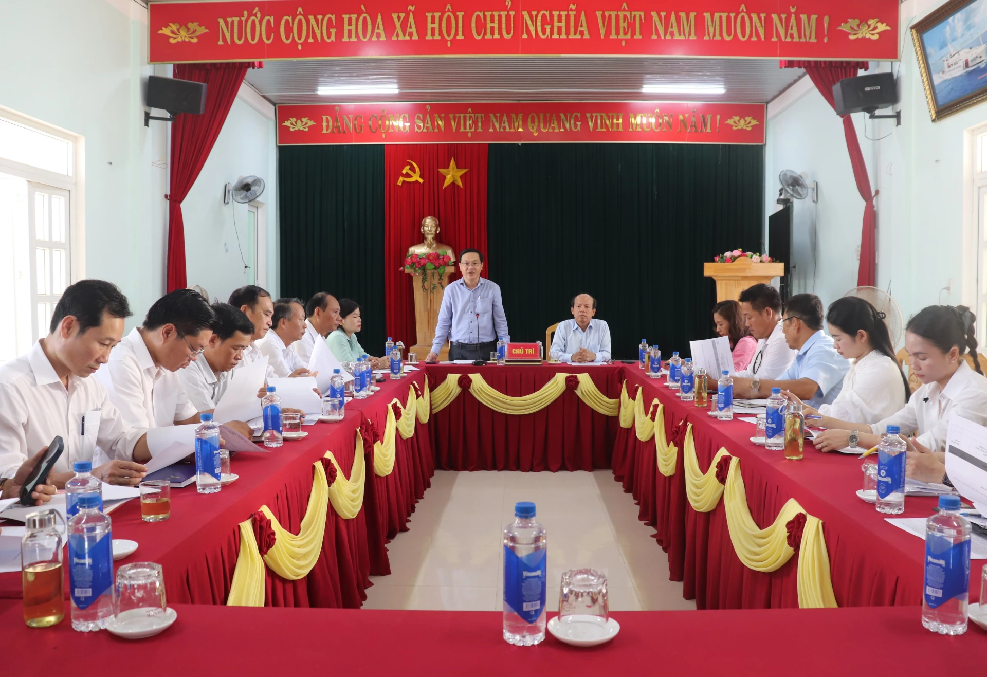 Đồng chí Vũ Thành Công, Bí thư Đảng ủy xã Nam Cửa Việt phát biểu kết luận - Ảnh: T.P