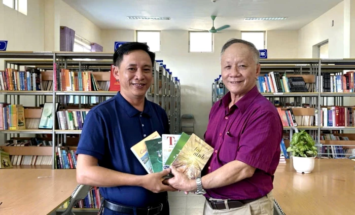 Học và viết là hành trình sống
