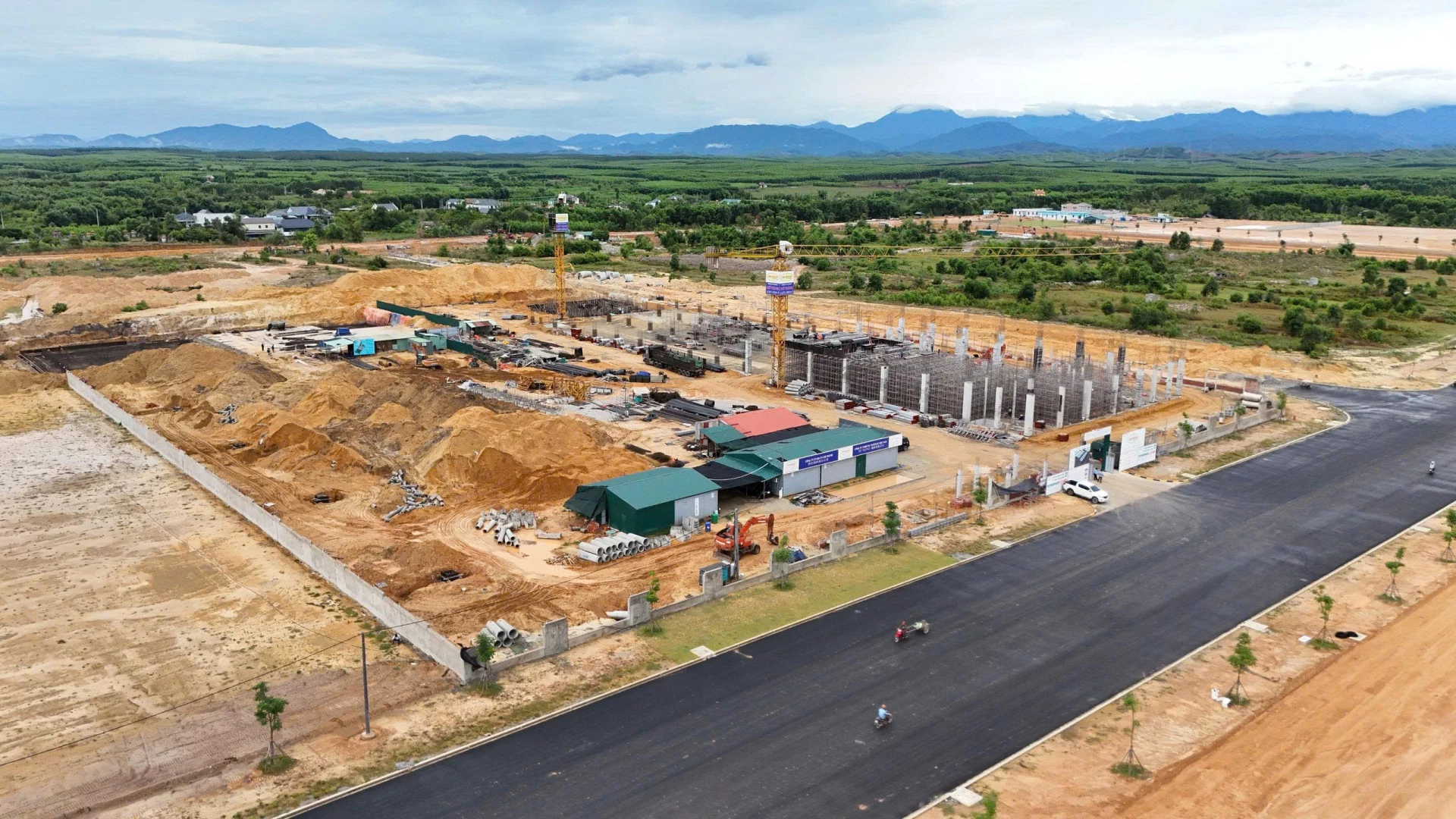 Khu Kinh tế Đông Nam Quảng Trị được xây dựng và phát triển trở thành khu kinh tế tổng hợp, đa ngành, đóng vai trò địa bàn động lực, tạo đột phá phát triển cho tỉnh - Ảnh: L.Q.H