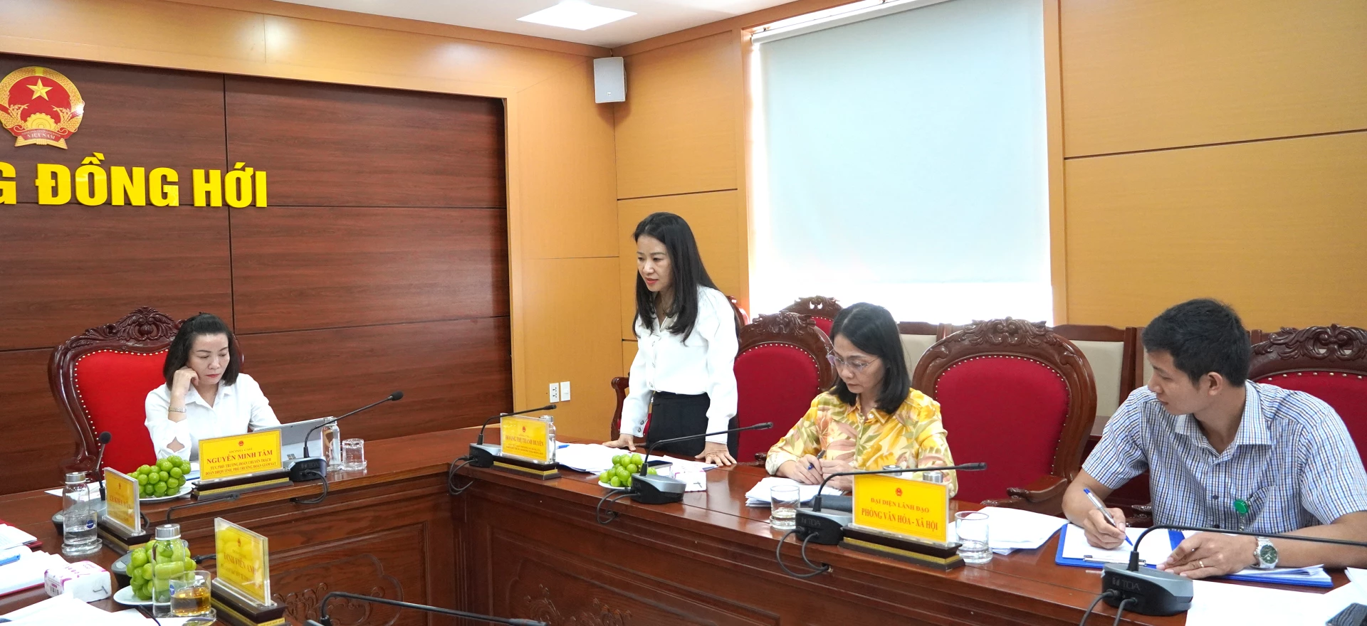 Đại diện lãnh đạo phường Đồng Hới phát biểu ý kiến - Ảnh: H.Tr.