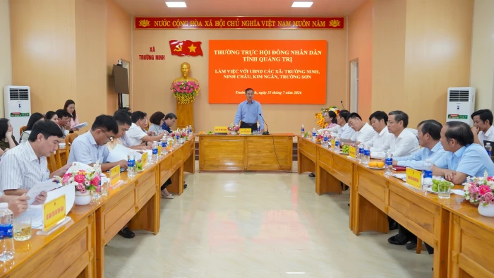 Thường trực HĐND tỉnh làm việc với UBND các địa phương
