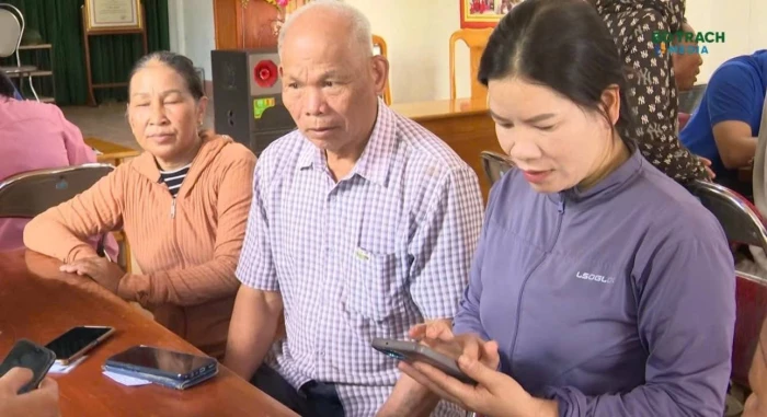 Xây dựng 'lá chắn mềm' bảo vệ nền tảng tư tưởng của Đảng trên không gian mạng