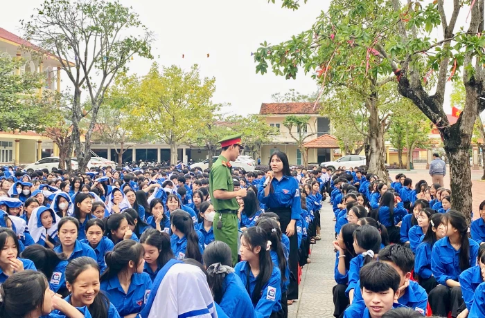 Giữ bình yên dưới chân đèo Ngang