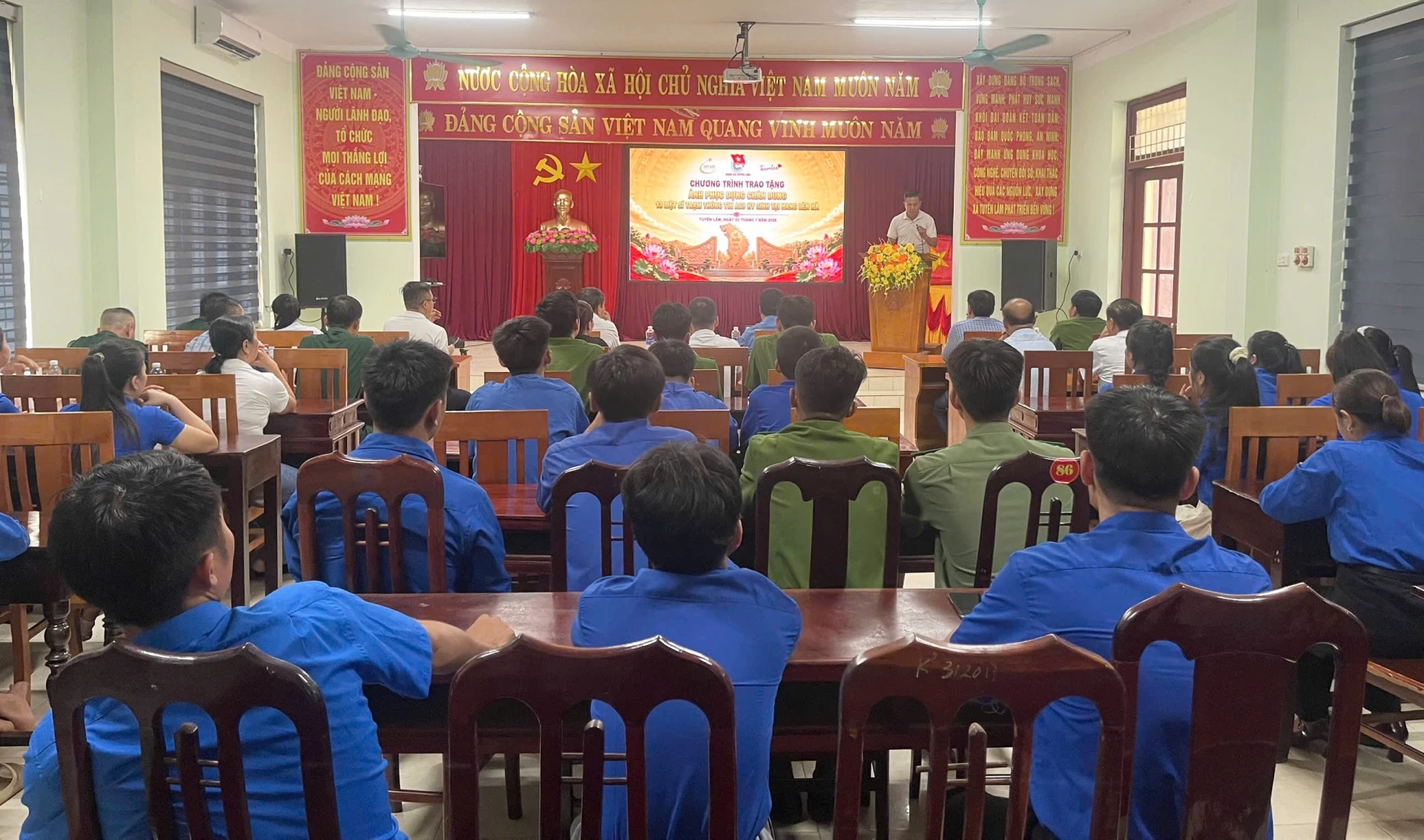 Quang cảnh buổi lễ - Ảnh: T.T