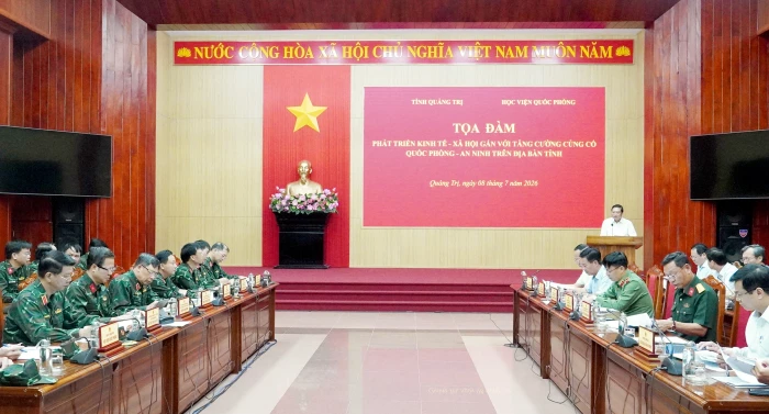 Tọa đàm phát triển kinh tế-xã hội gắn với tăng cường củng cố quốc phòng-an ninh